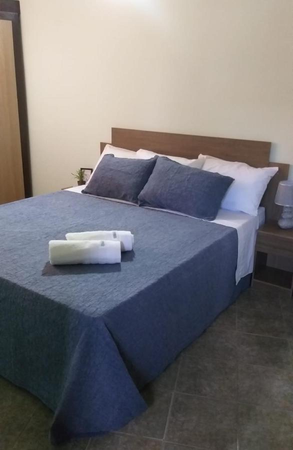 Bed and Breakfast Saiyu Aeropuerto Luque Exterior foto